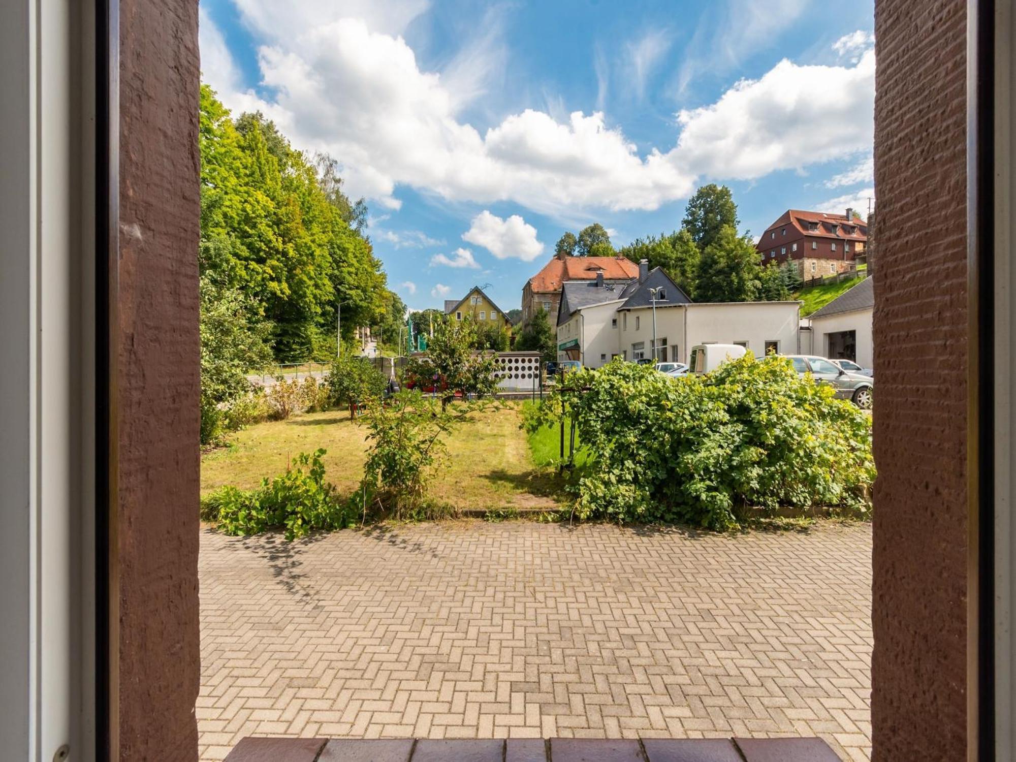 Modern Apartment In Sebnitz With A Terrace In Sebnitz Buitenkant foto