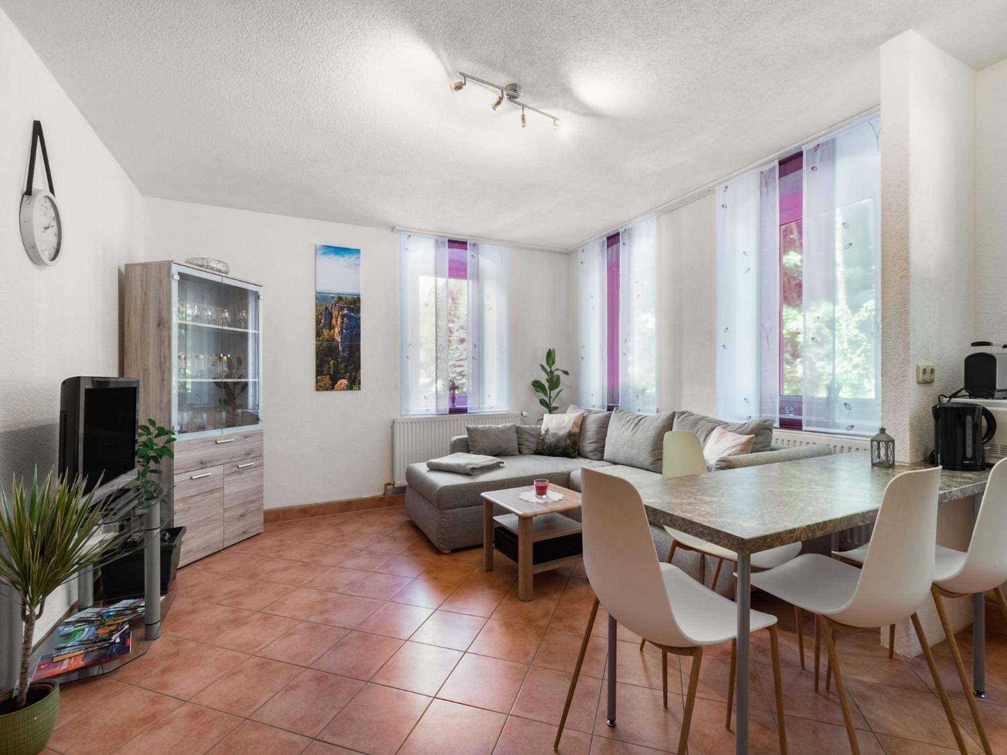 Modern Apartment In Sebnitz With A Terrace In Sebnitz Buitenkant foto