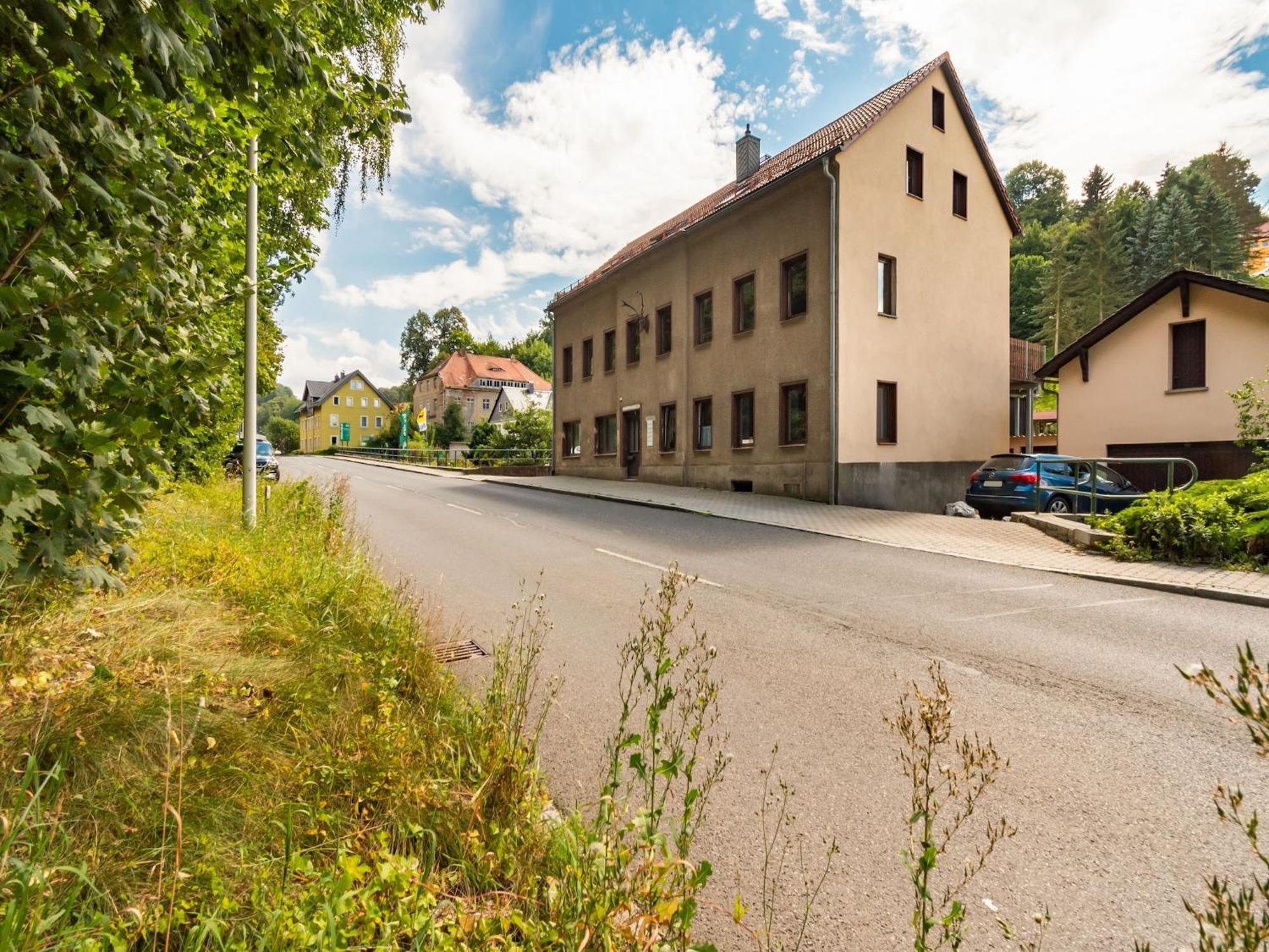 Modern Apartment In Sebnitz With A Terrace In Sebnitz Buitenkant foto
